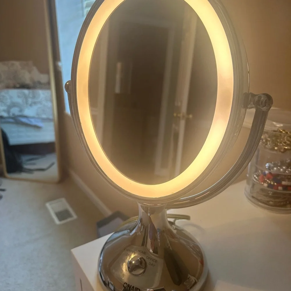Elegant Silver Vanity Mirror for Luxurious Bath Spaces